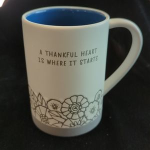 Hallmark Coffee Tea Mug A Thankful Heart Gray Flowers Blue